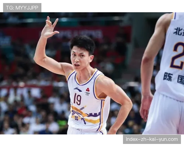 北控第三节打出18比3攻击波，豪斯里勒双外援驱动进攻